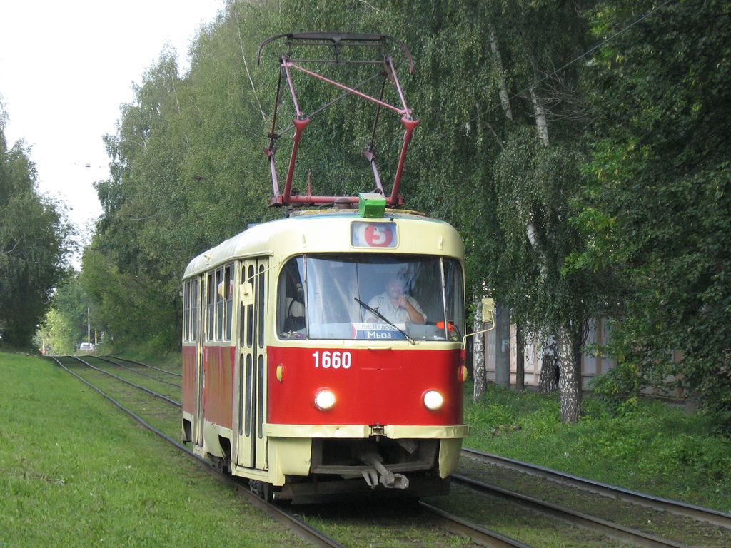 Žemutinis Naugardas, Tatra T3SU nr. 1660