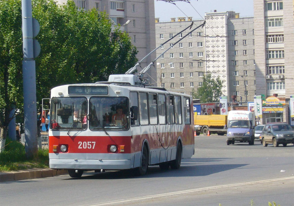 Izsevszk, ZiU-682V [V00] — 2057