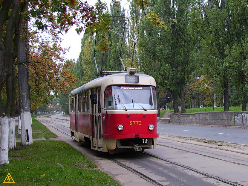 Киев, Tatra T3SU № 5770