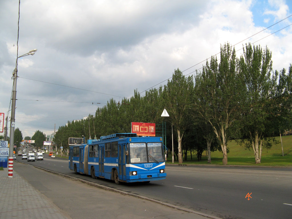 Donetsk, YMZ T1 № 1002