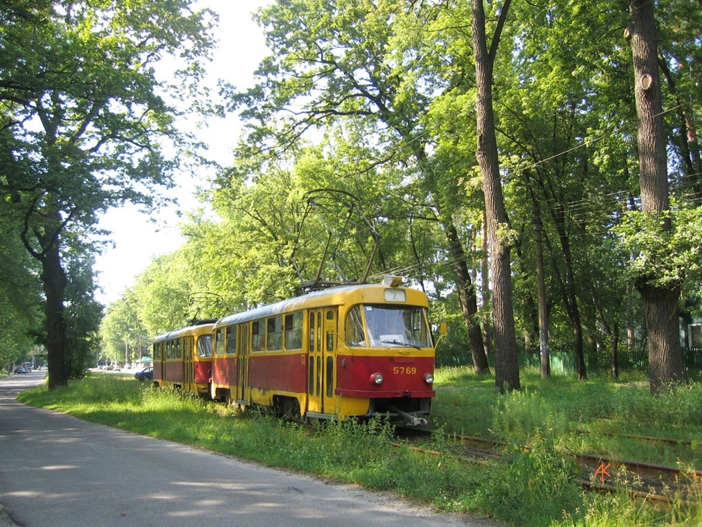 Київ, Tatra T3SU № 5769