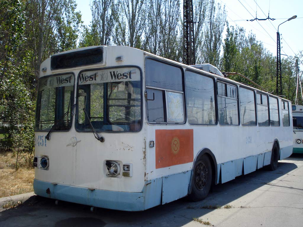 Biškek, ZiU-682V č. 2451
