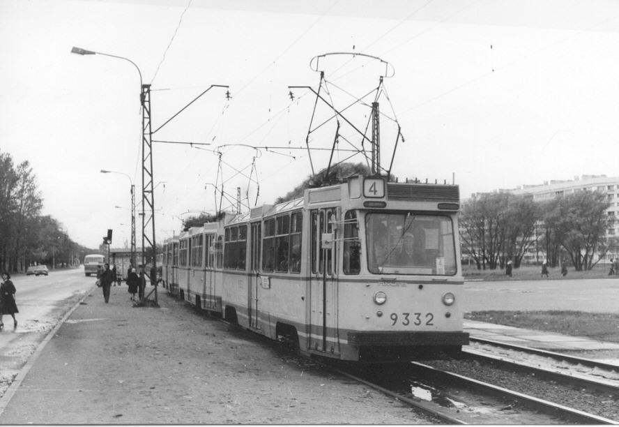 Saint-Petersburg, LM-68 č. 9332
