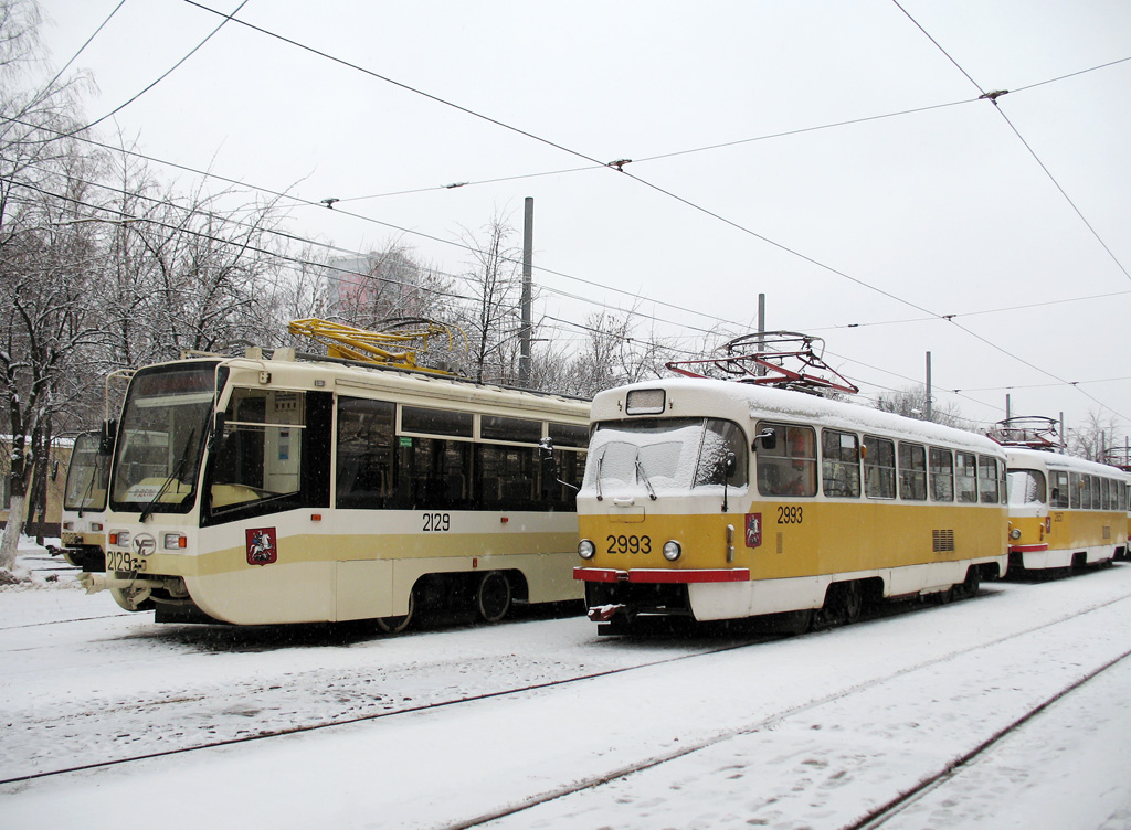 Москва, 71-619А № 2129; Москва, Tatra T3SU № 2993