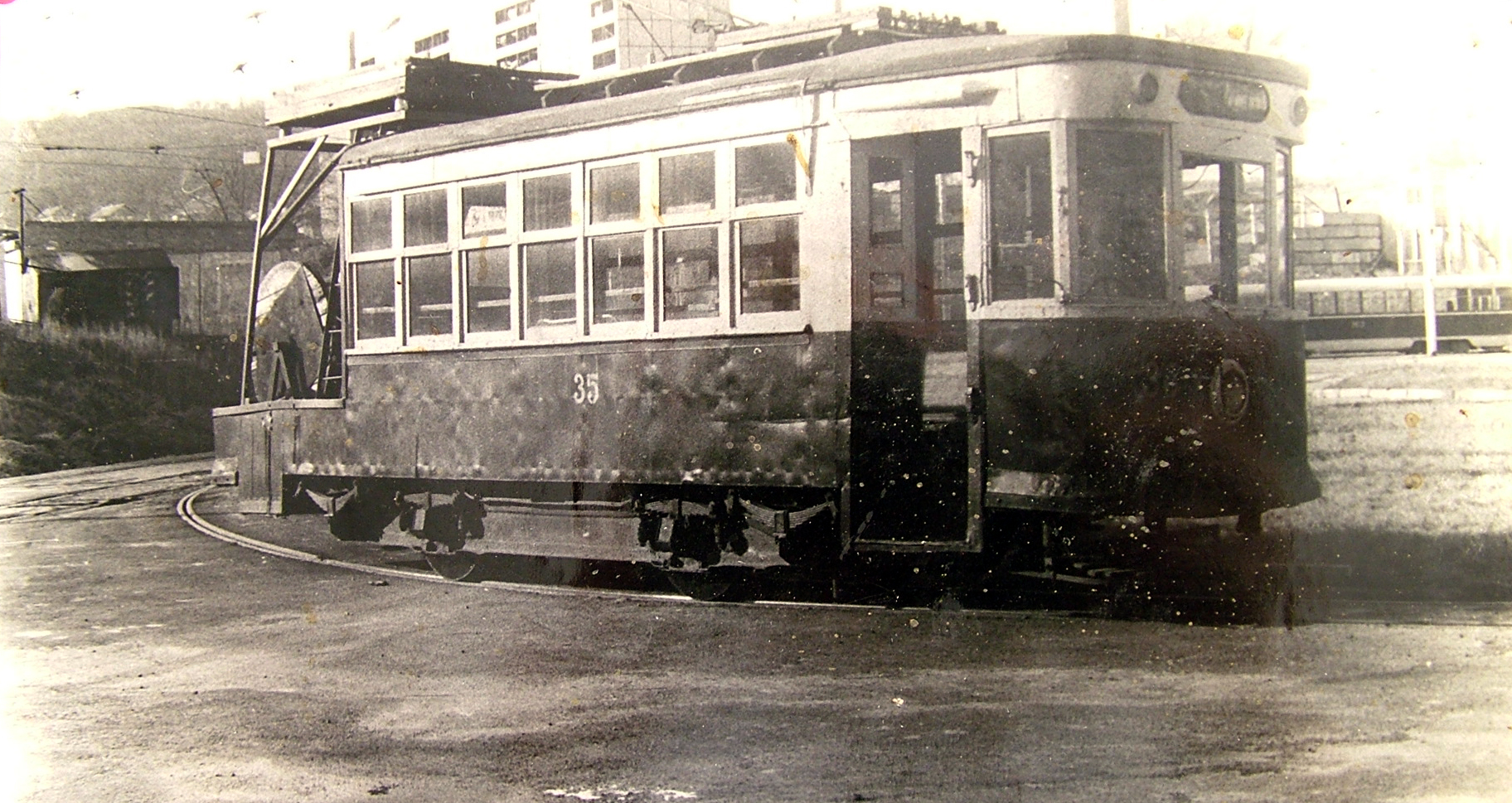Владивосток, Х № 35; Владивосток, РВЗ-6М2 № 163; Владивосток — Исторические фотографии — трамвай (1971-1990)