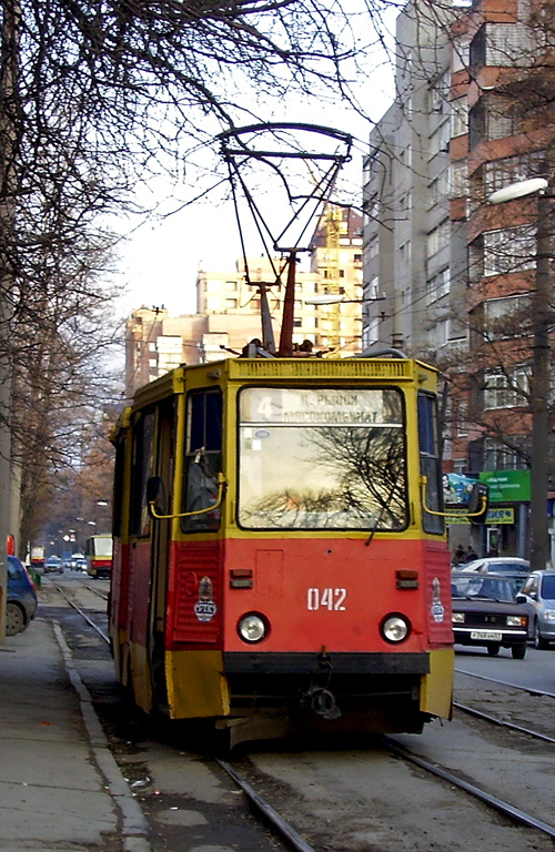 Rostov-na-Donu, 71-605U № 042