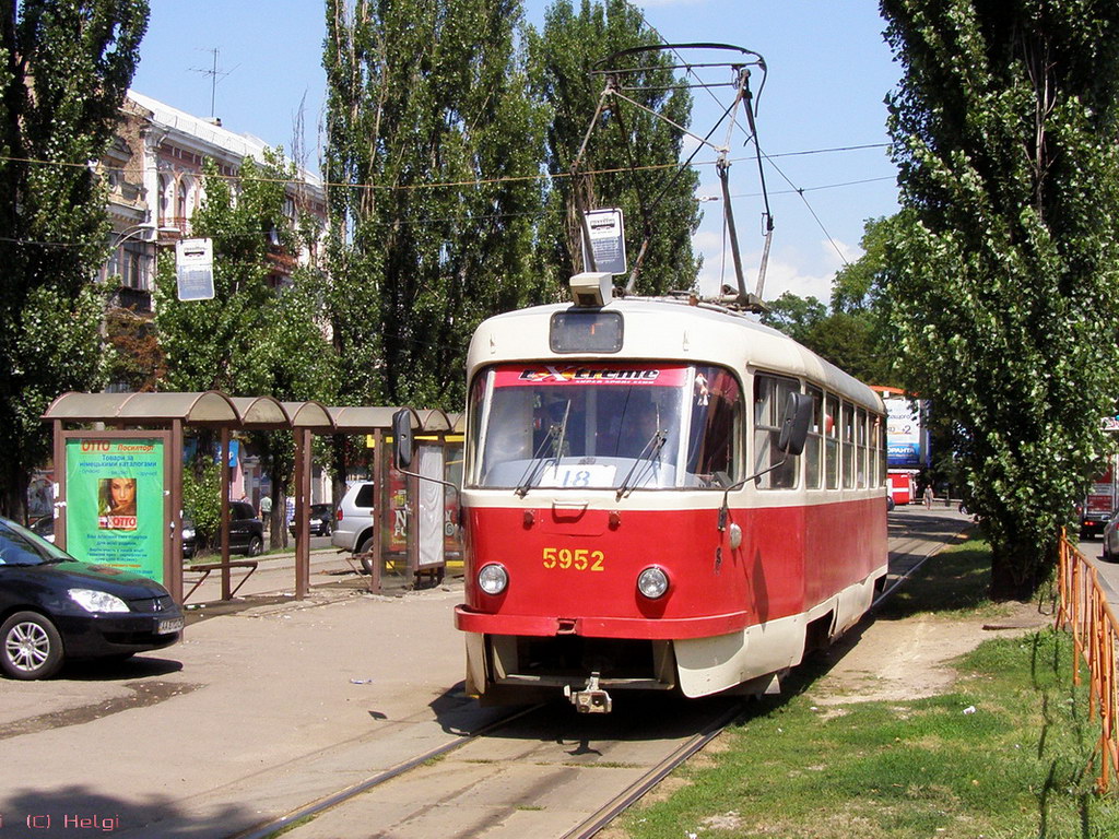 Kijev, Tatra T3SU — 5952