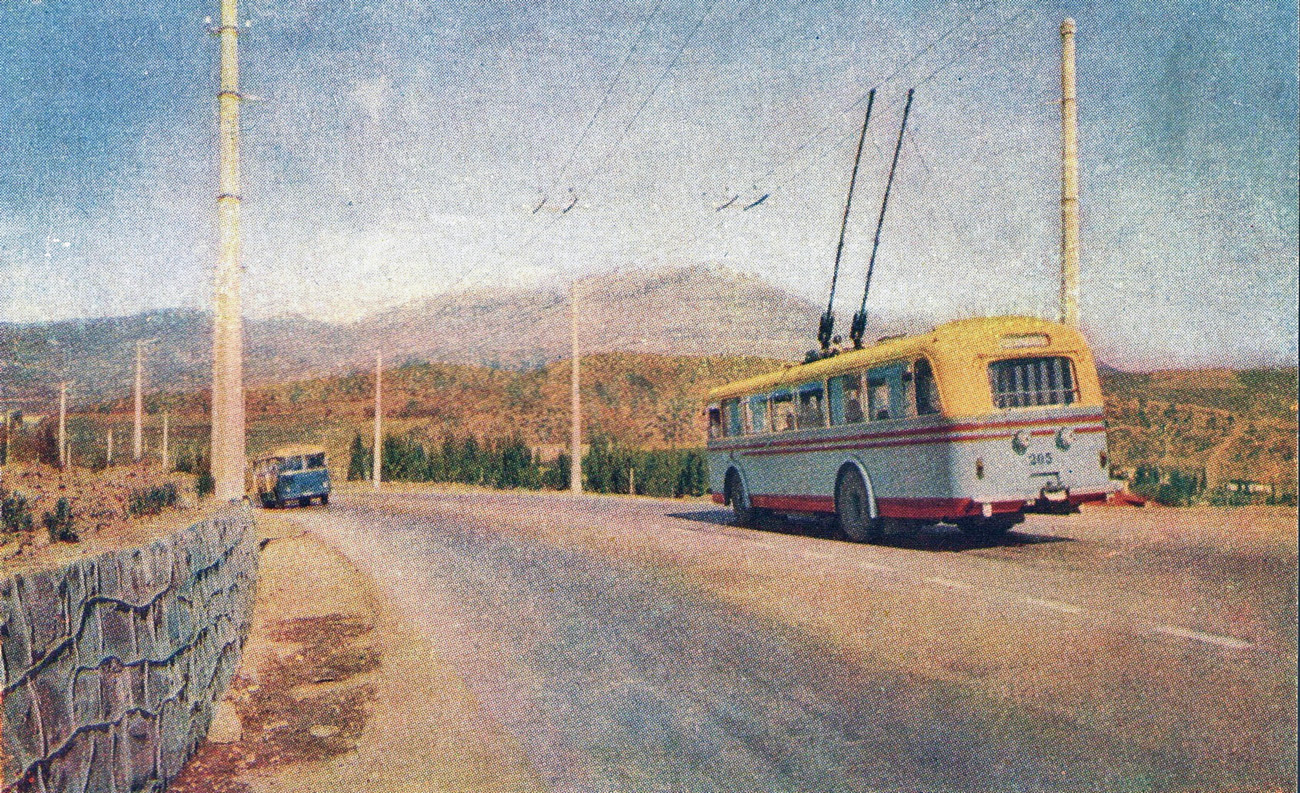 Krymo troleibusai, Škoda 8Tr nr. 205; Krymo troleibusai — Historical photos (1959 — 2000)
