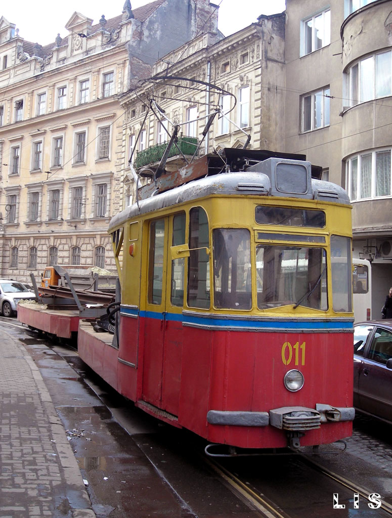 Lviv, Gotha T2-62 # 011