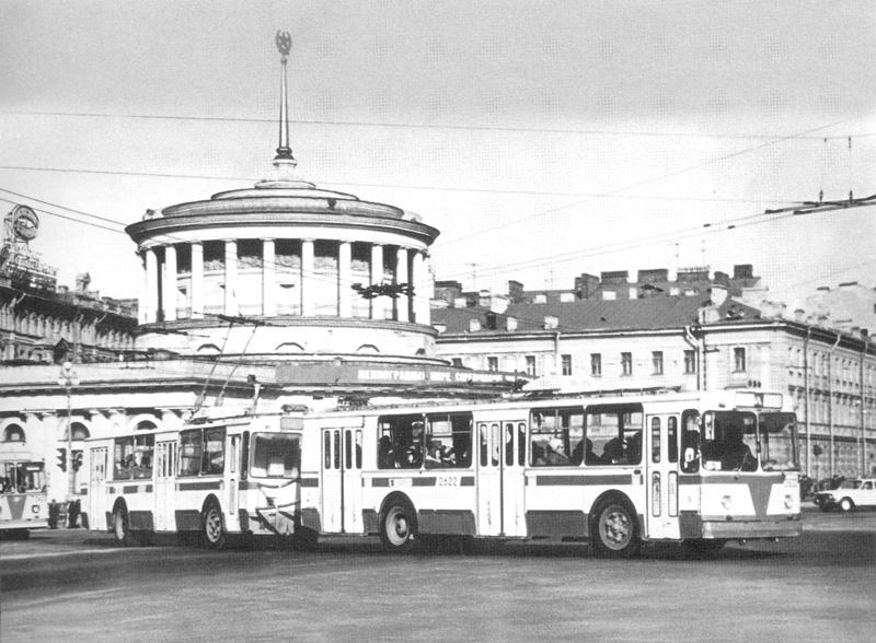 Szentpétervár, ZiU-682V — 2622; Szentpétervár — Historical trolleybus photos