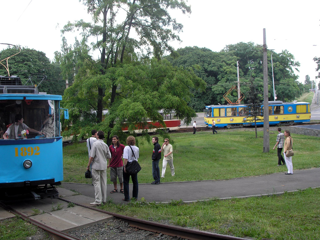 Kiev — Presentation of the trams that were repaired by amateurs of transport to the press on 17th of June, 2011; Kiev — Terminus stations
