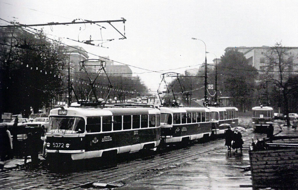 Moskva, Tatra T3SU № 5372; Moskva — Historical photos — Tramway and Trolleybus (1946-1991)