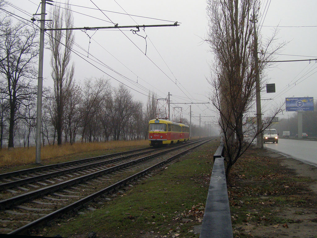 Volgograd, Tatra T3SU N°. 5743; Volgograd, Tatra T3SU N°. 5744; Volgograd — Tram lines: [5] Fifth depot — Tram rapid transit
