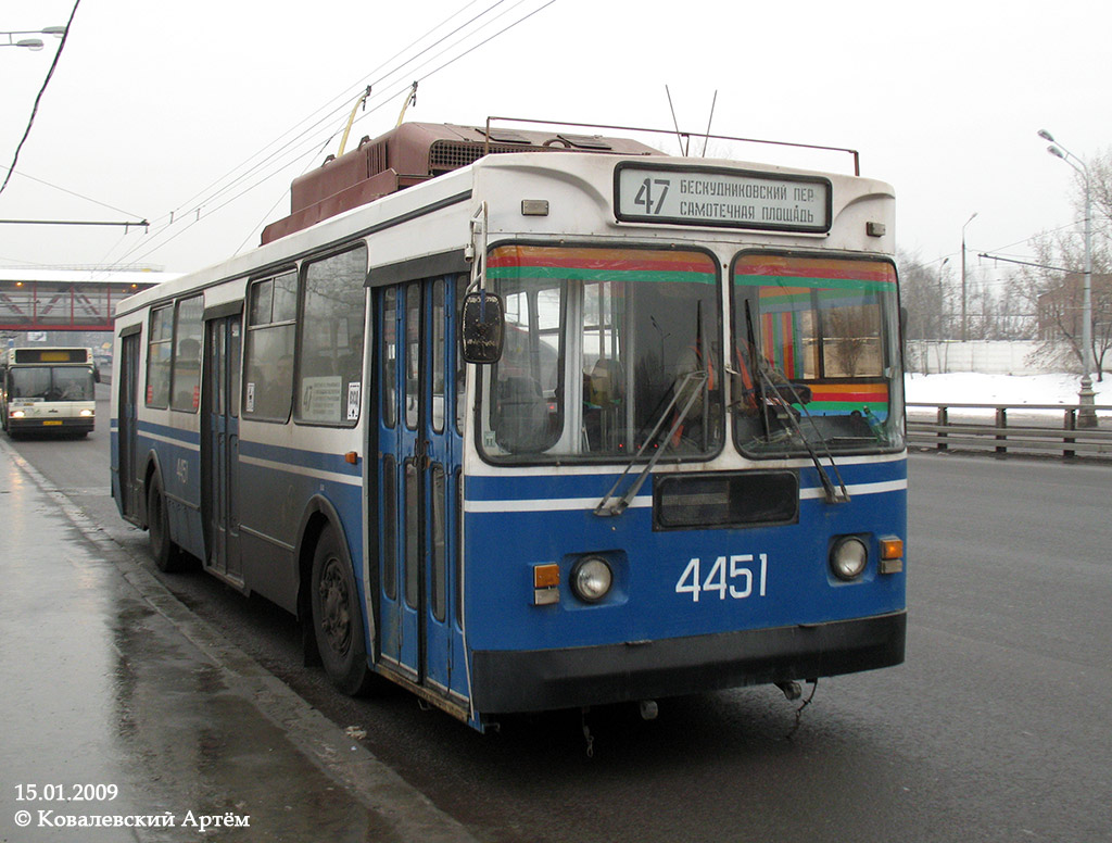 Москва, ЗиУ-682ГМ1 (с широкой передней дверью) № 4451