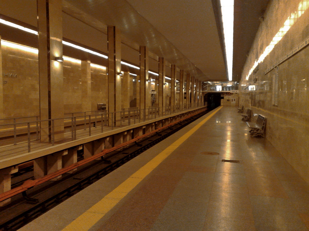 Kiiev — Metro — Line M3 (green)