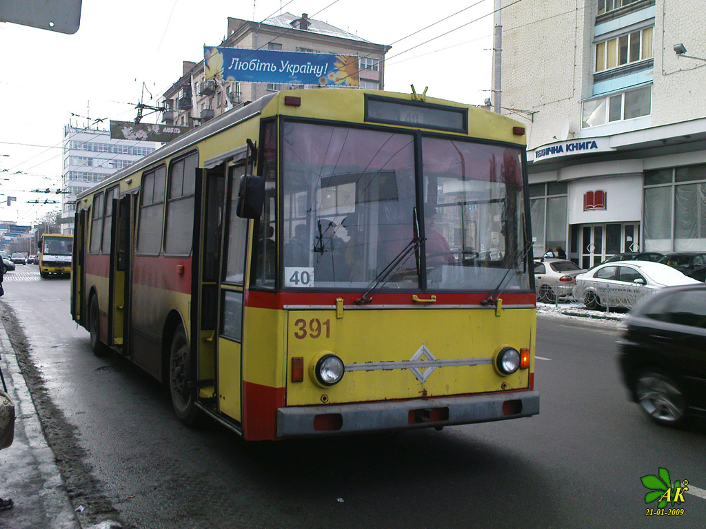 Киев, Škoda 14Tr02/6 № 391