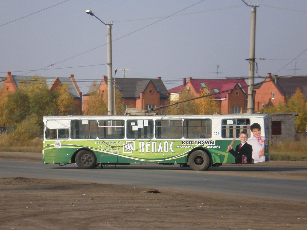 Omsk, ZiU-682V10 № 328