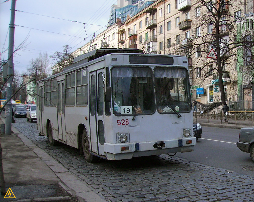 Kyjev, YMZ T2 č. 528