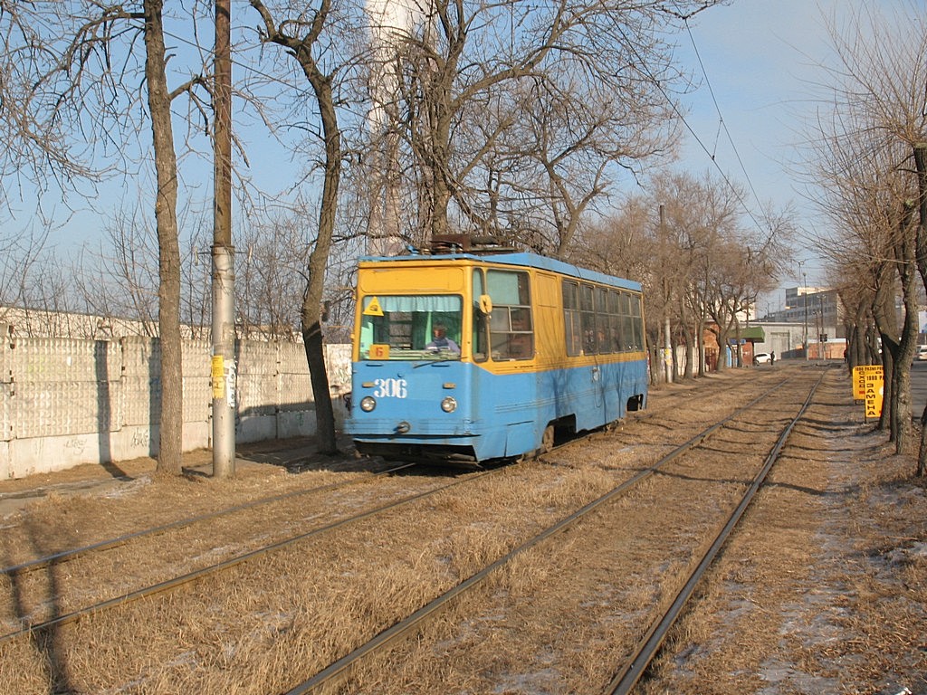 Владивосток, 71-132 (ЛМ-93) № 306