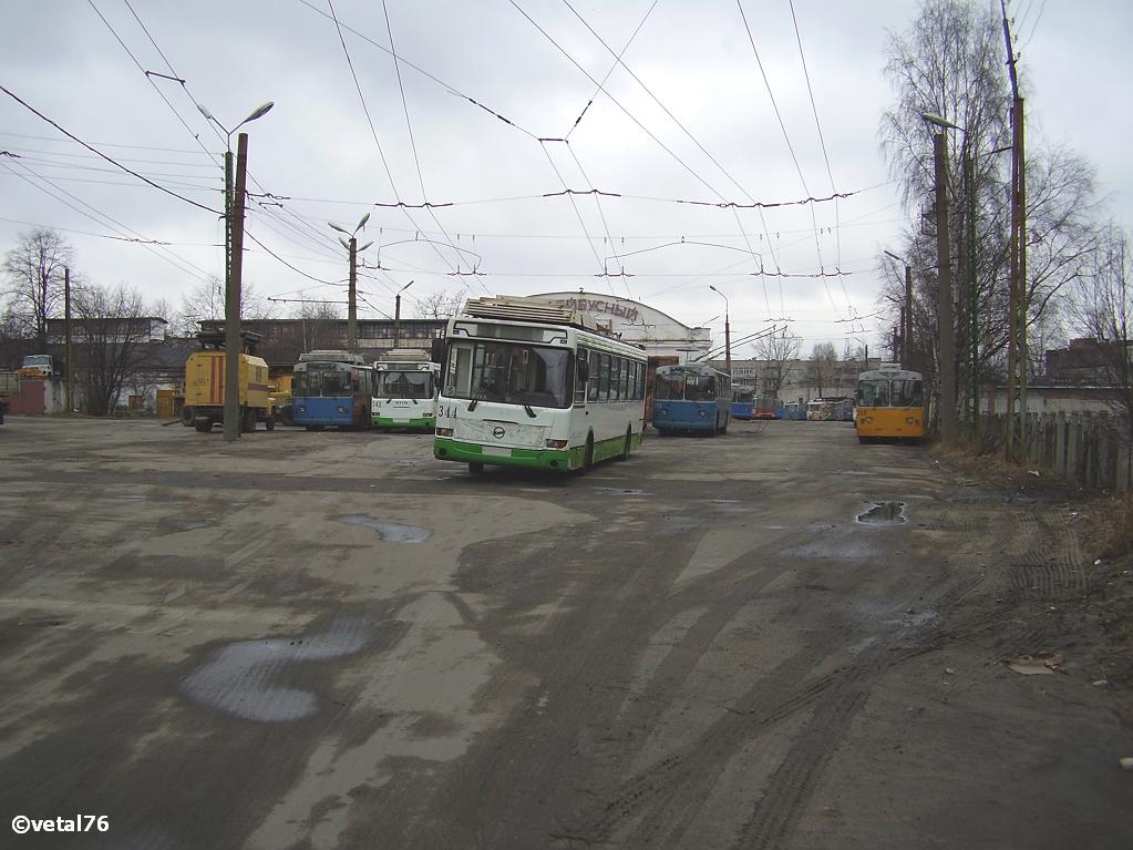 Petrozavodsk, LiAZ-5280 (VZTM) N°. 344