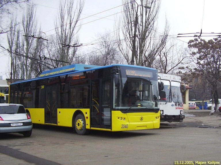 Донецк, ЛАЗ E183D1 № 2040