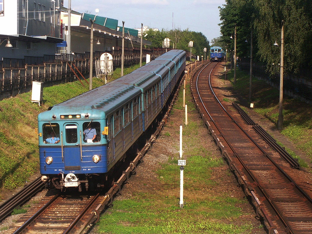 Moskva — Metro — Vehicles — Type Ezh/Em-508/Em-509; Moskva — Metro — [3] Arbatsko-Pokrovskaya Line