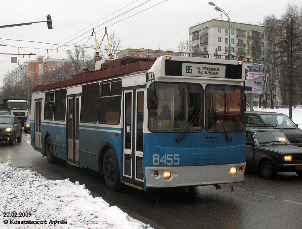 Moskau, ZiU-682G-016.02 (with double first door) Nr. 8455