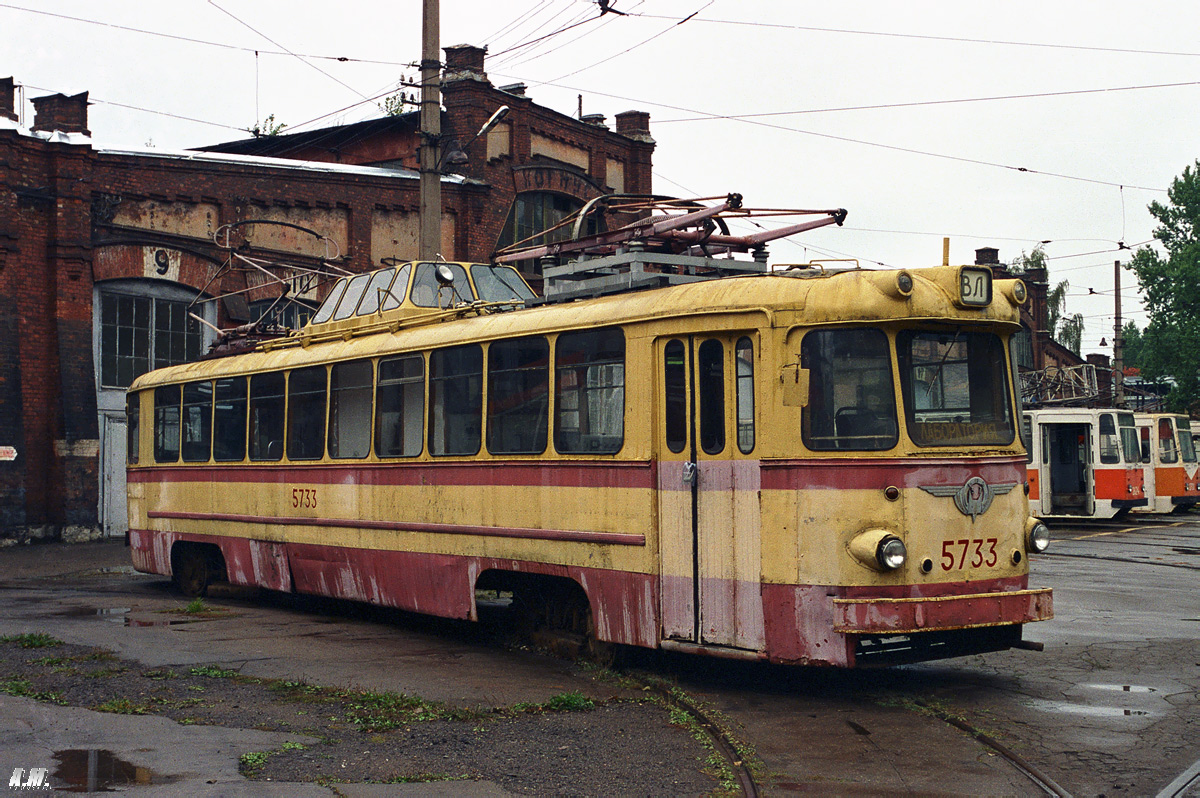 Санкт Петербург, ЛМ-57 № 5733