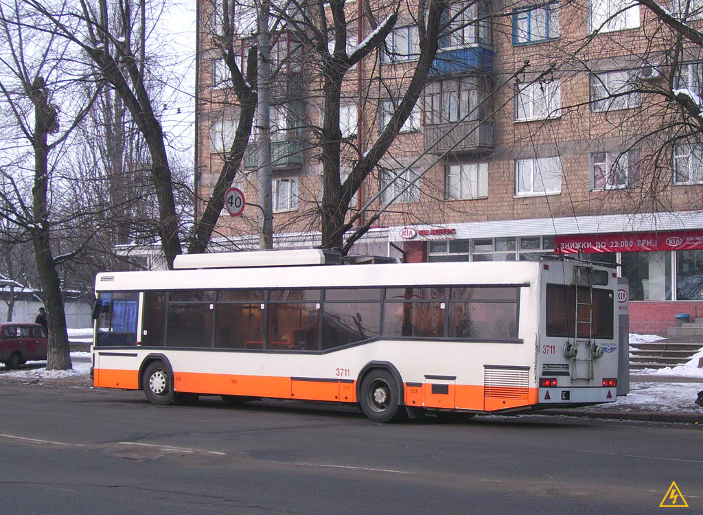 Киев, МАЗ-103Т № 3711