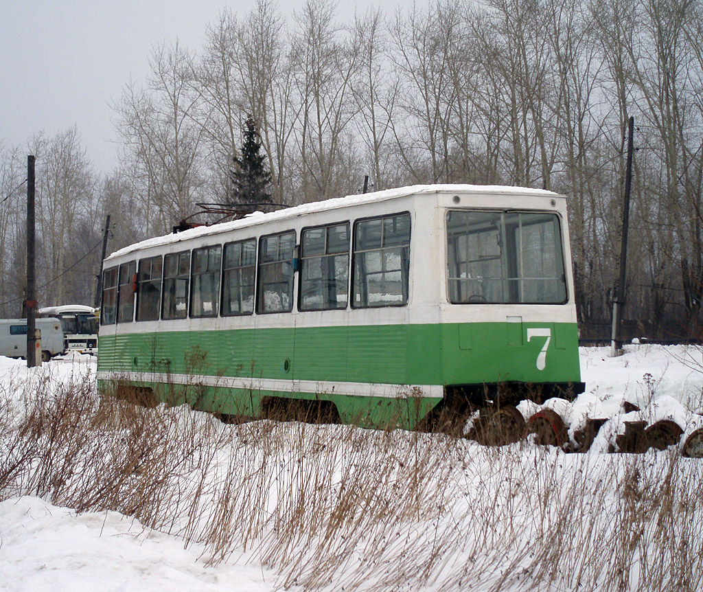 沃爾昌斯克, 71-605 (KTM-5M3) # 7; 沃爾昌斯克 — Tram depot & Volchanka terminal