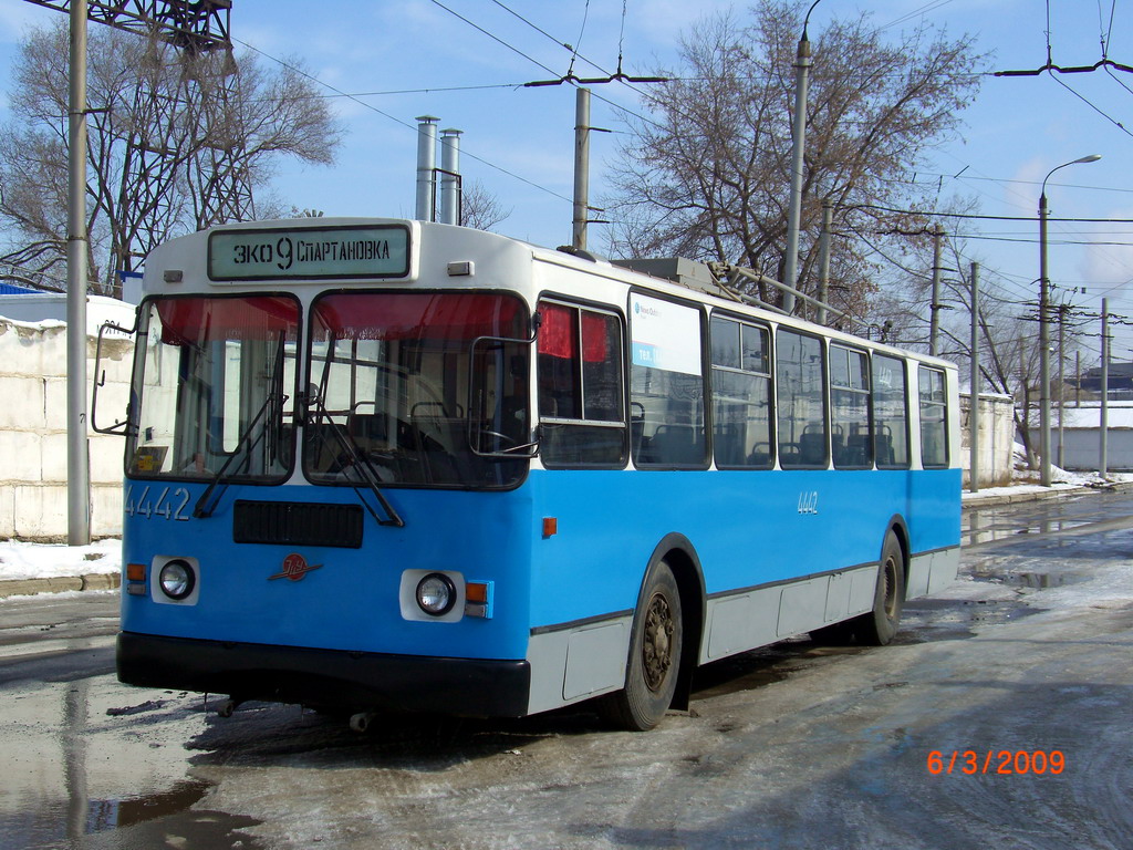 Волгоград, ЗиУ-682Г-016 (012) № 4442; Волгоград — Депо: [4] Троллейбусное депо № 4