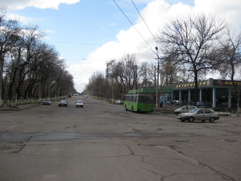 Ташкент, ЗиУ-682В-012 [В0А] № 2116; Ташкент — Троллейбусная сеть и инфраструктура