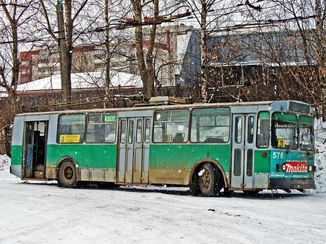 Kirov, ZiU-682V # 576