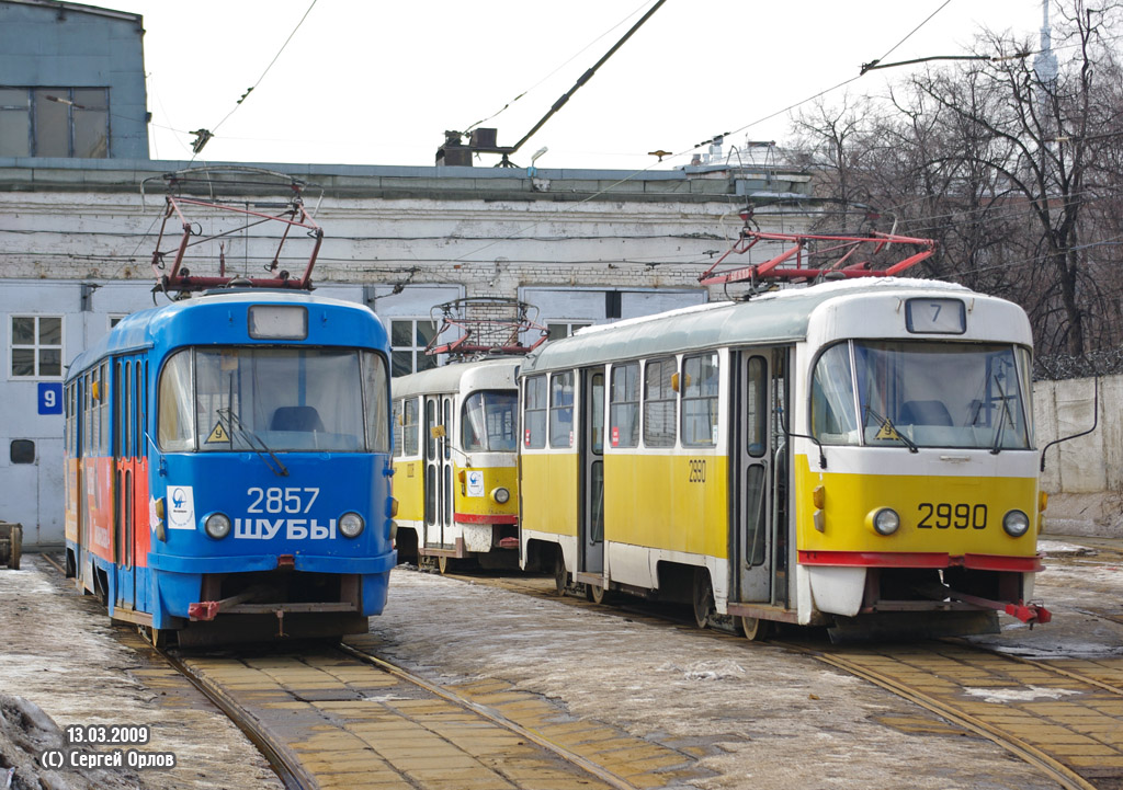 Moskva, Tatra T3SU č. 2857; Moskva, Tatra T3SU č. 2990