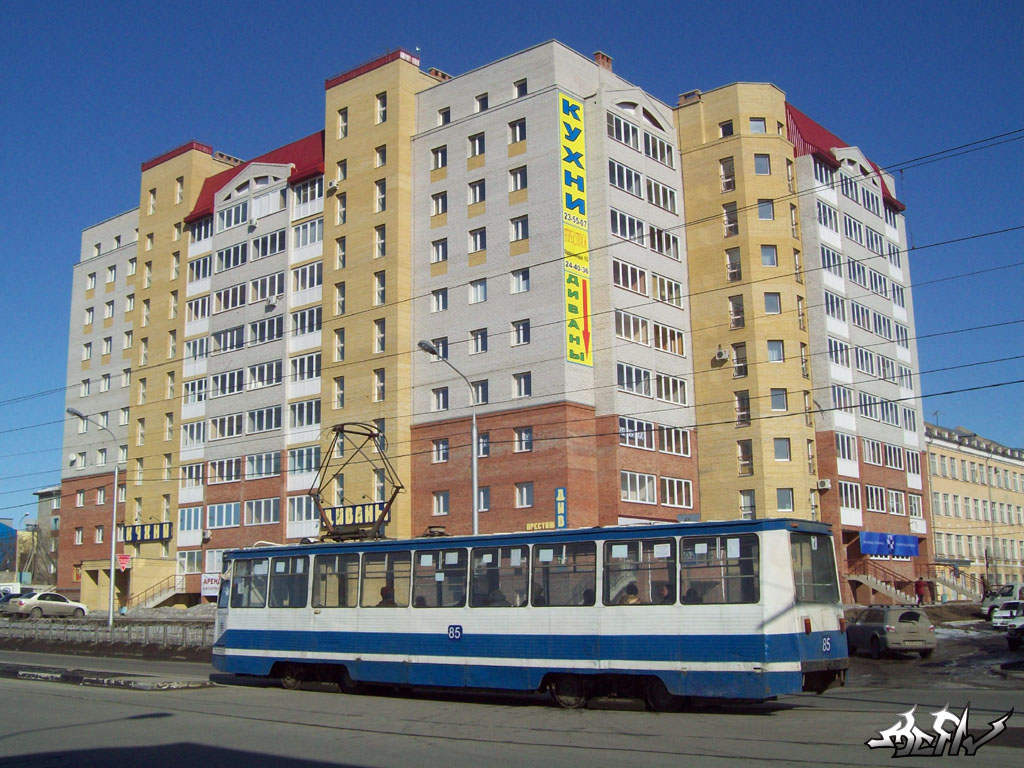 Omsk, 71-605 (KTM-5M3) č. 85
