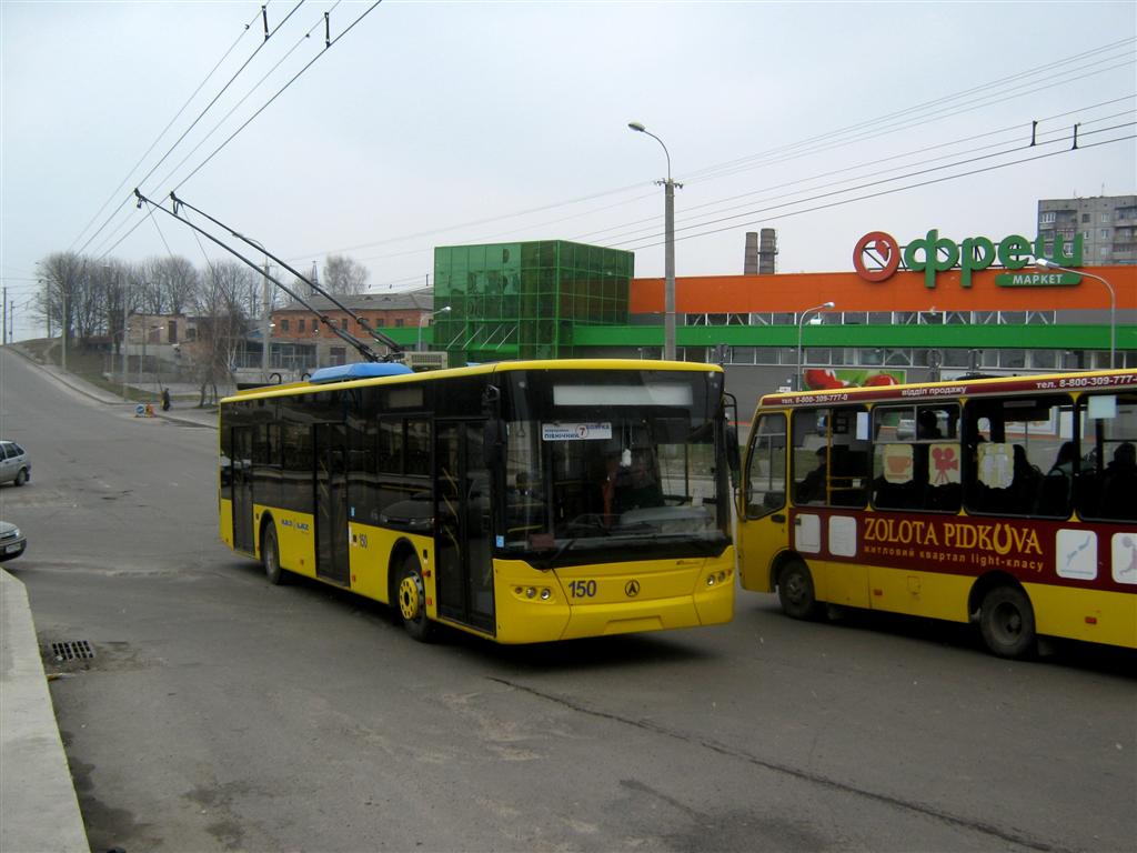 Rivne, LAZ E183D1 N°. 150