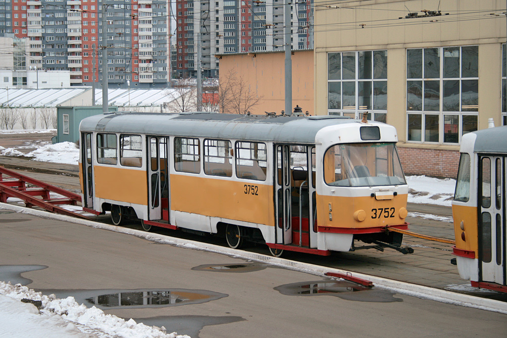 Москва, Tatra T3SU № 3752