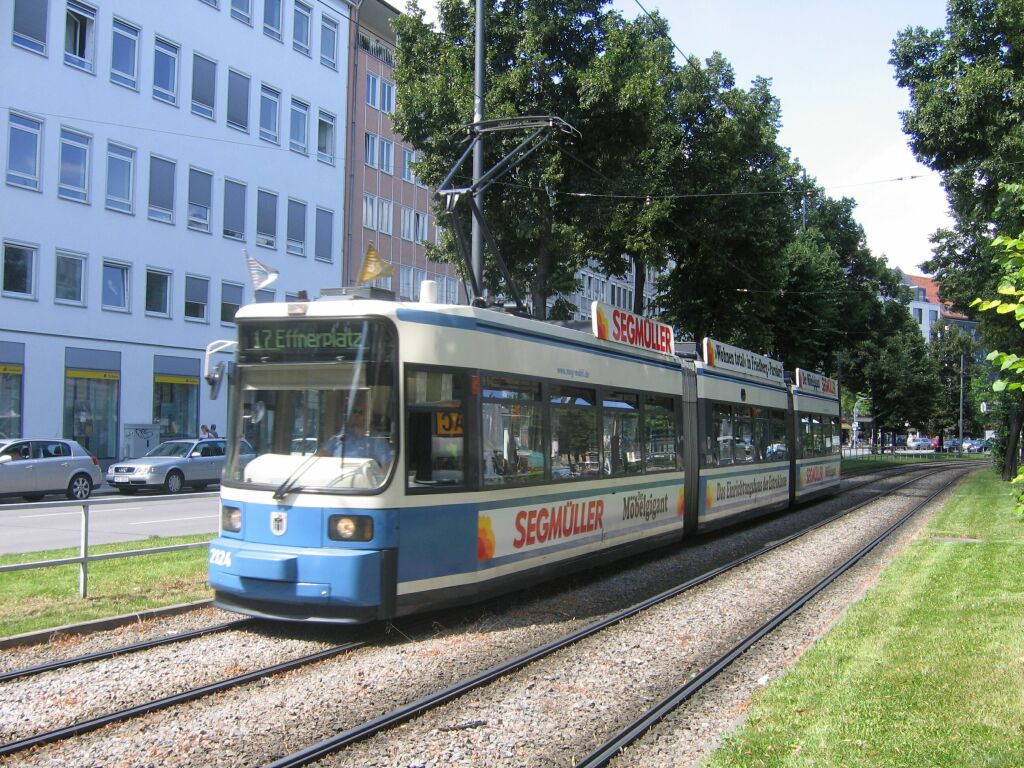 München, AEG R2.2 č. 2124
