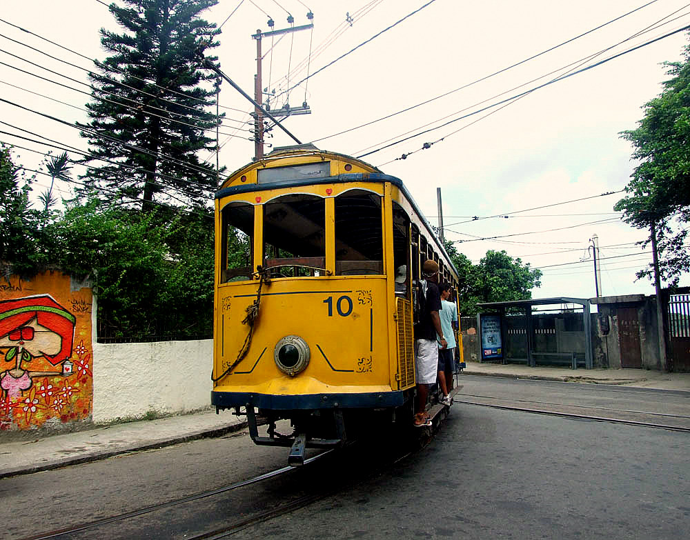 Rio de Janeiro, 2-axle motor car N°. 10