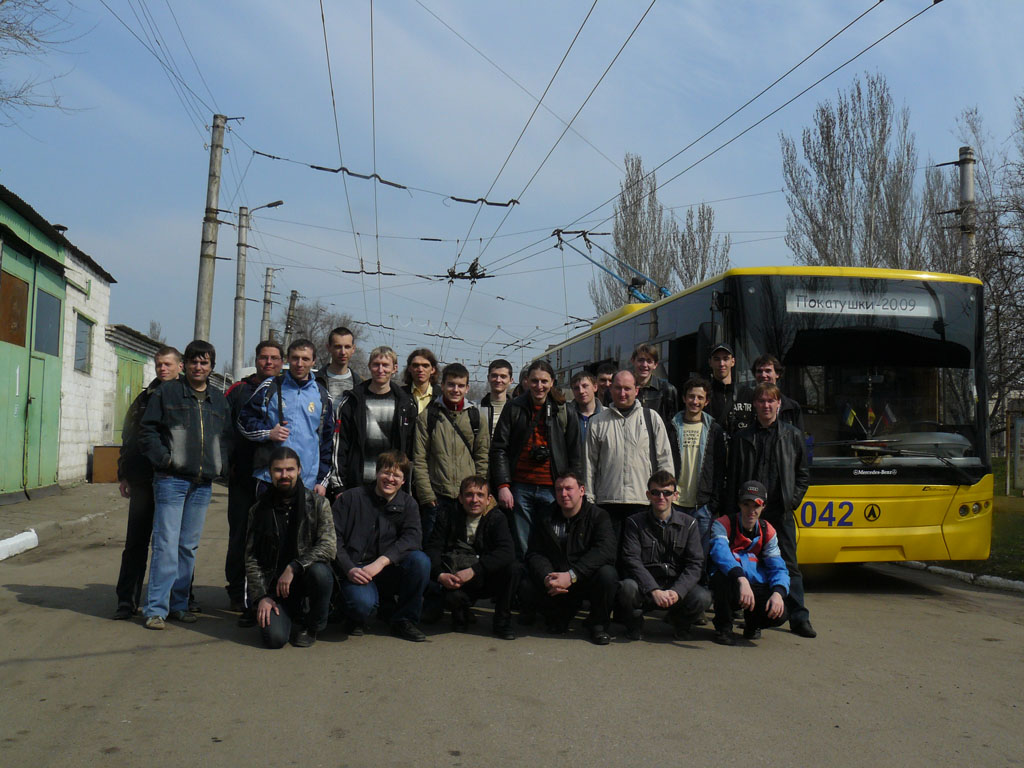 Zaporizhzhia — Fantrip on the LAZ E183D1 #042 trolleybus (4 Apr 2009)