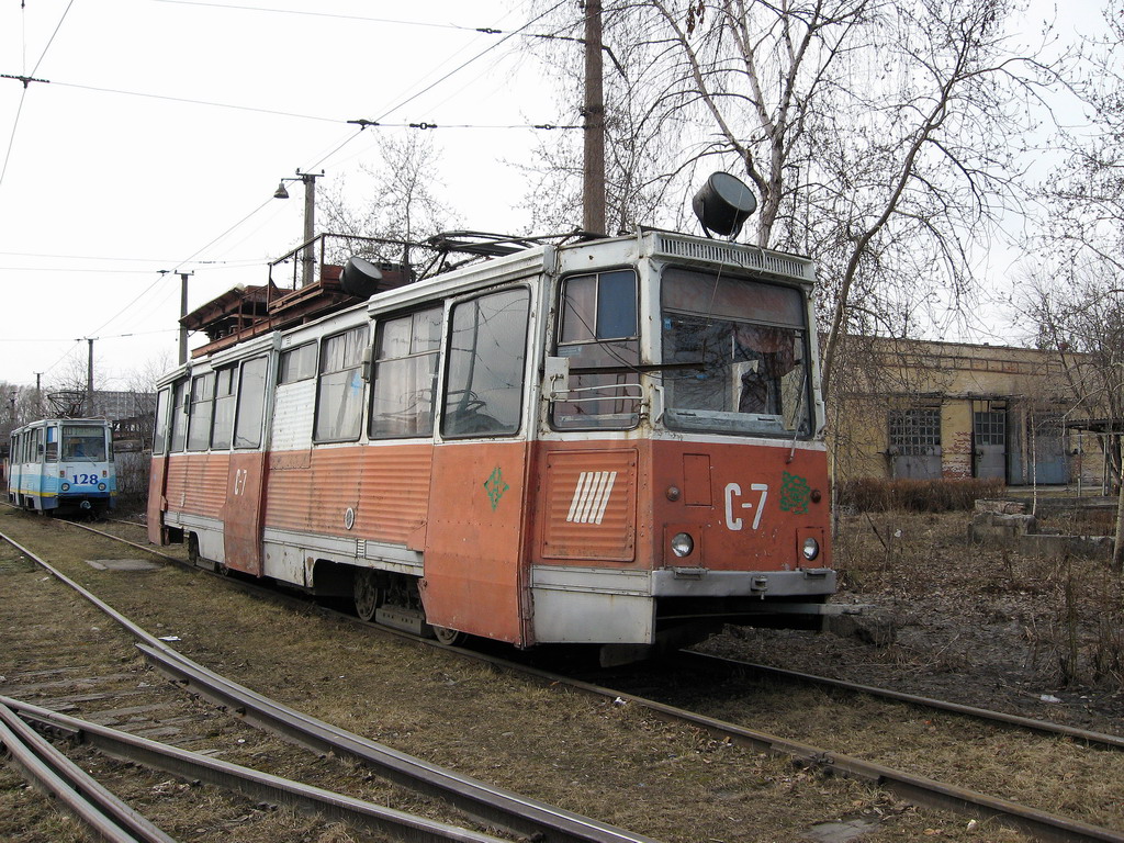 Новокузнецк, 71-605 (КТМ-5М3) № С-7