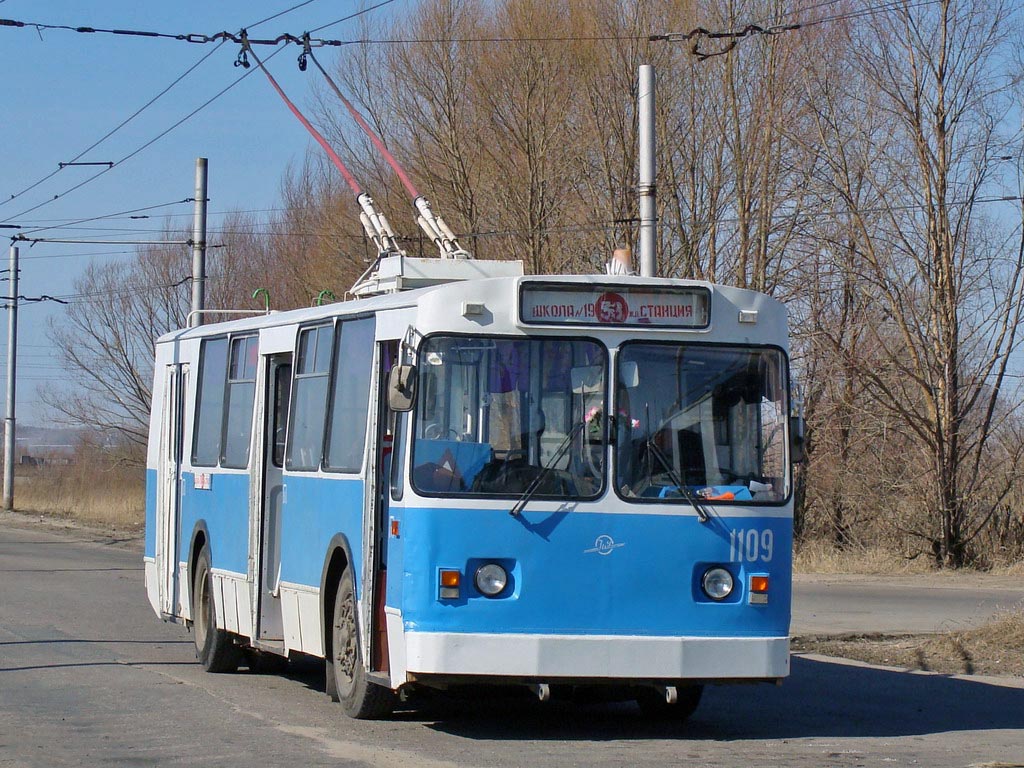 Novotšeboksarsk, VMZ-100 № 1109