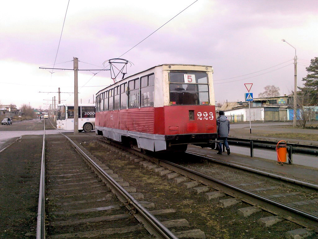Kemerovo, 71-605 (KTM-5M3) č. 223