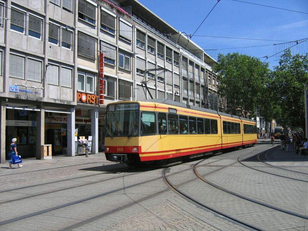 Karlsruhe, Duewag GT8-80C č. 863