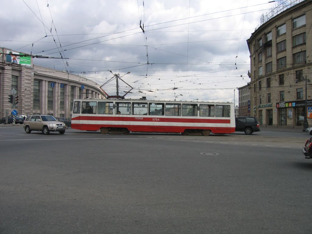 Sankt Petersburg, 71-605 (KTM-5M3) Nr 0754