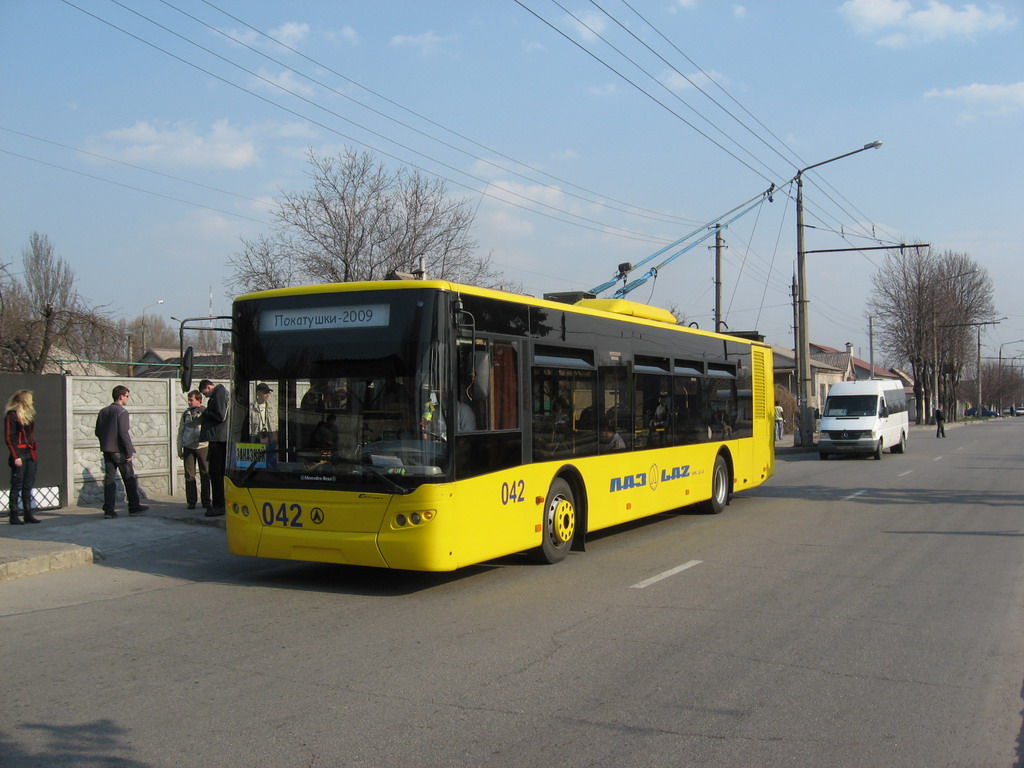 Запорожье, ЛАЗ E183D1 № 042; Запорожье — Поездка на троллейбусе ЛАЗ E183D1 № 042 (04.04.2009)
