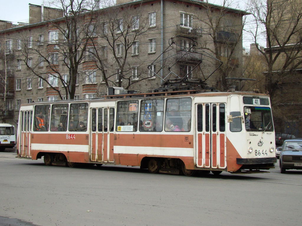 Sankt Petersburg, LM-68M Nr 8644