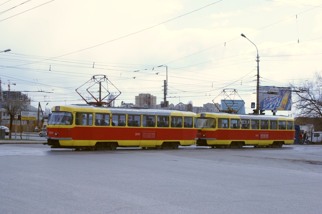 Волгоград, Tatra T3SU (двухдверная) № 2614; Волгоград, Tatra T3SU (двухдверная) № 2613