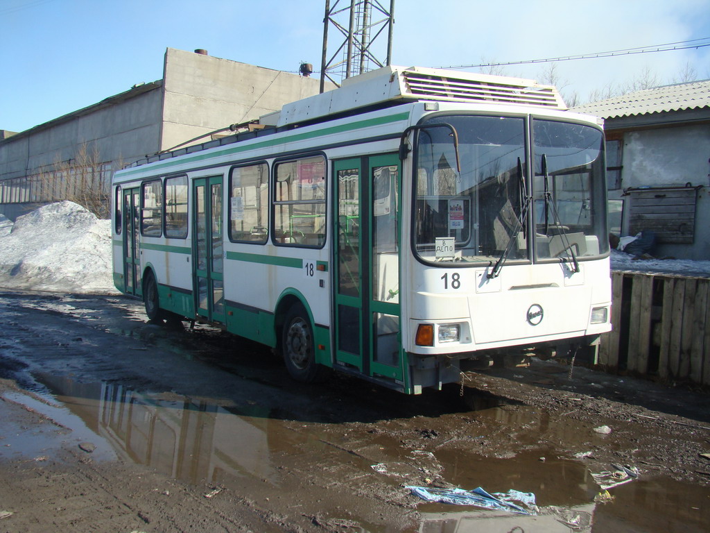 Arkhangelsk, LiAZ-5280 (VZTM) nr. 18