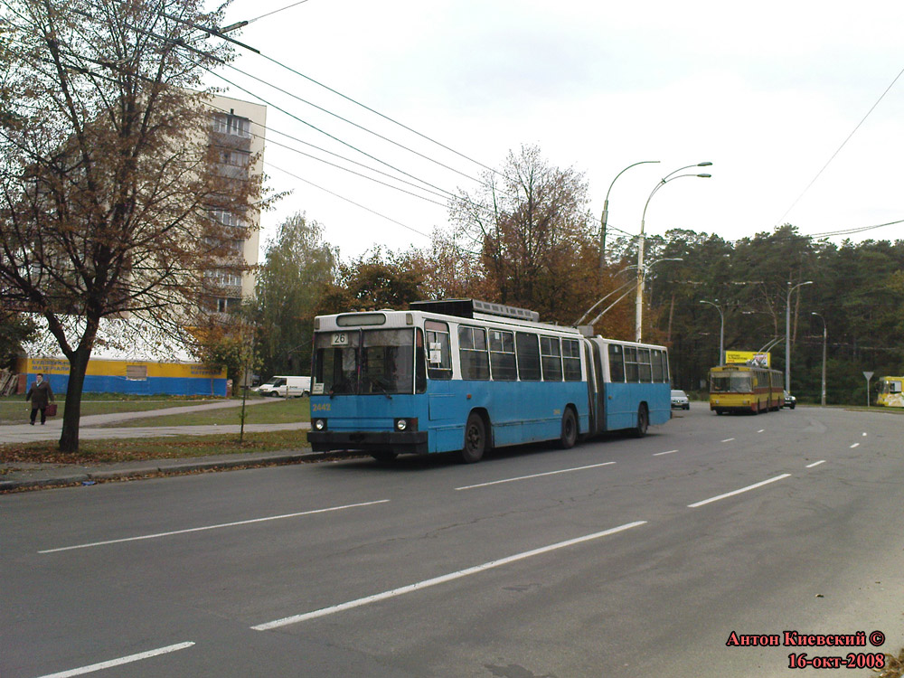 Kyiv, YMZ T1 № 2442